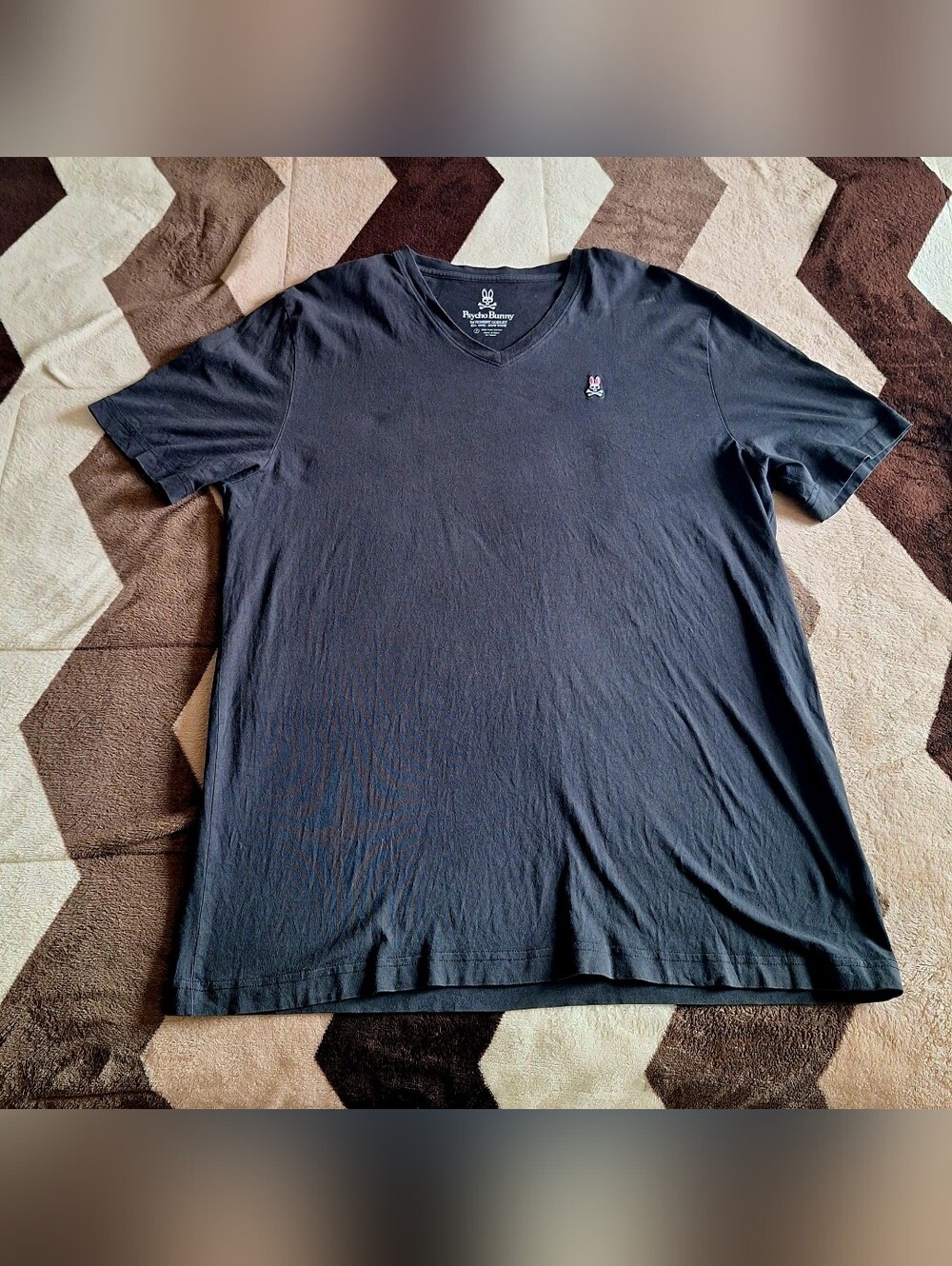 Psycho Bunny solid V-neck t-shirt